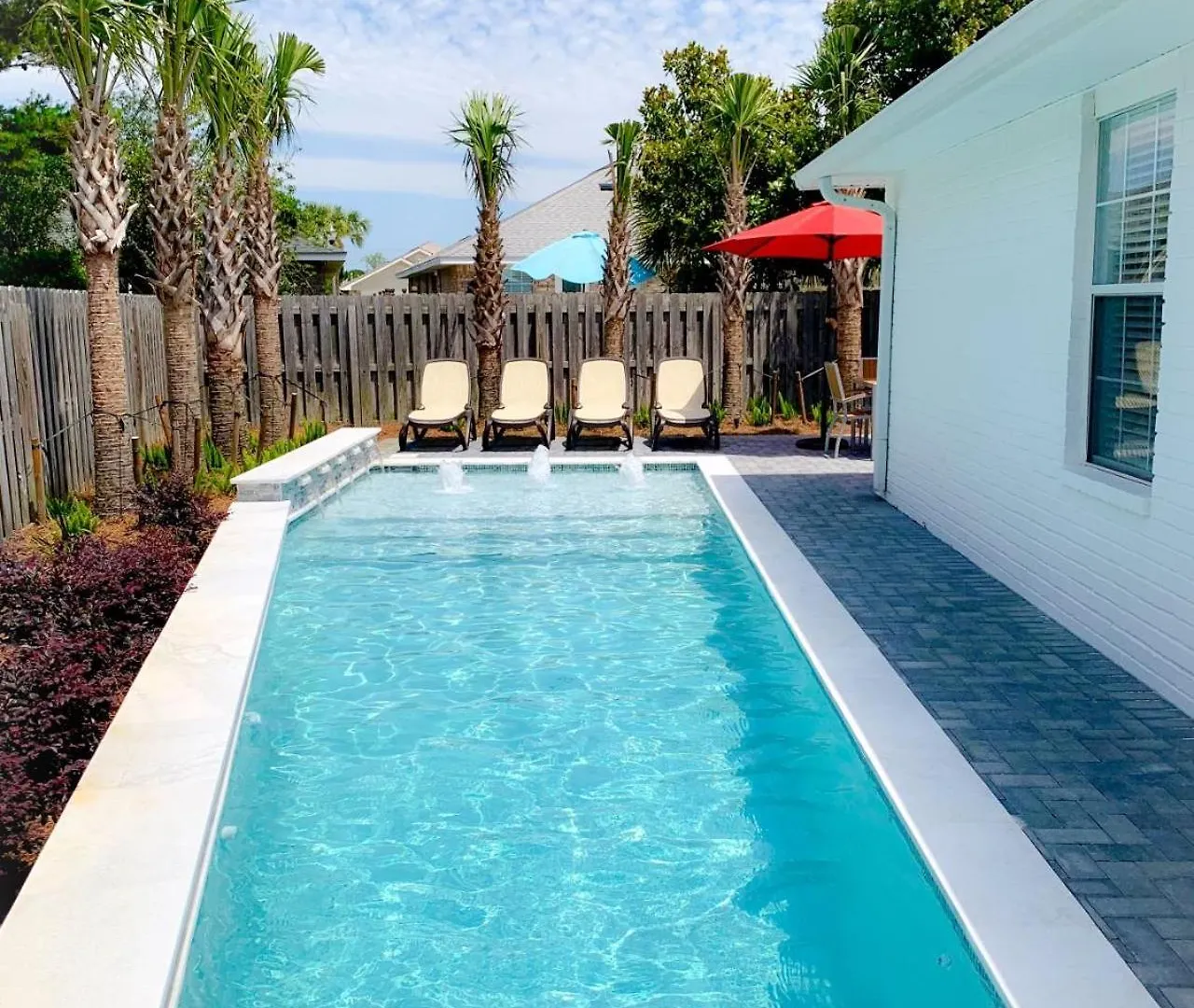 Beautiful Pet Friendly Home! Tropical Pool, Optional Golf Cart & Pool Heat, Minutes To Beach Destin 0*,  Verenigde Staten