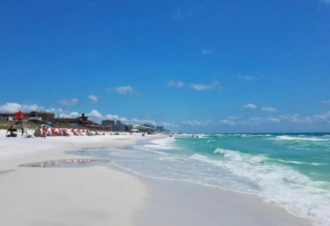 Beautiful Pet Friendly Home! Tropical Pool, Optional Golf Cart & Pool Heat, Minutes To Beach Destin 0*,