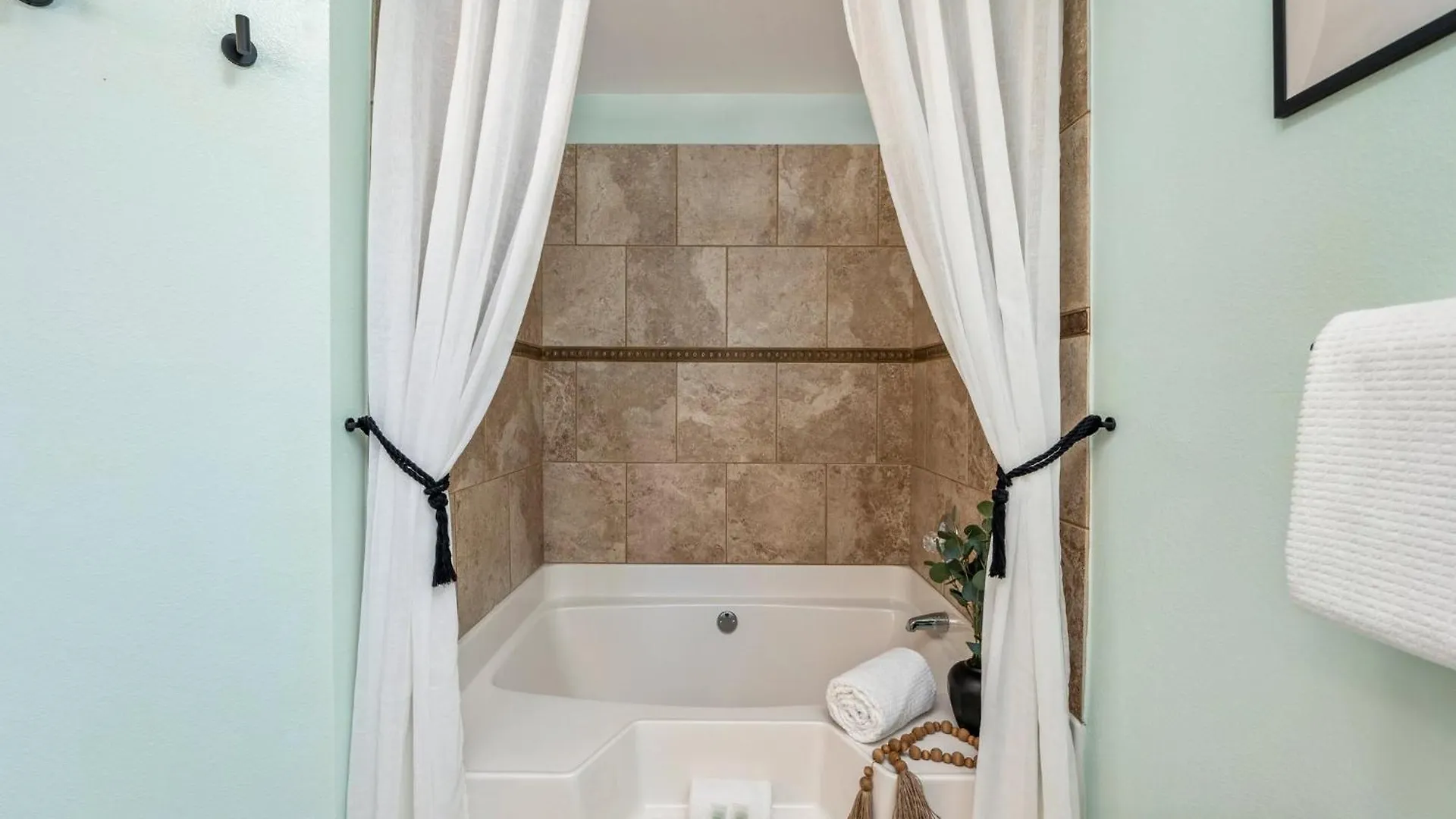 Vakantiehuis Beautiful Pet Friendly Home! Tropical Pool, Optional Golf Cart & Pool Heat, Minutes To Beach Destin